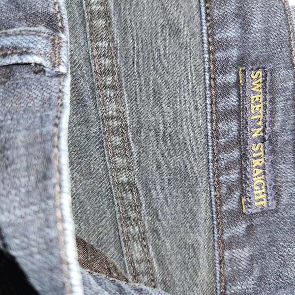 Lucky Brand Jeans - Picture 7 of 7